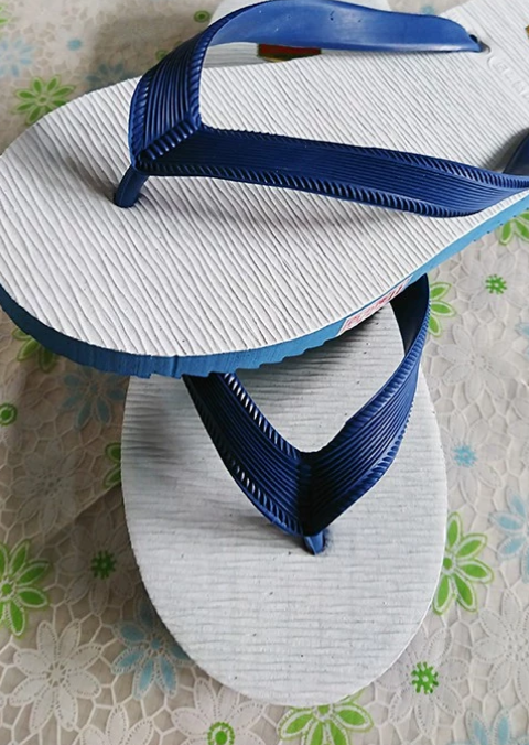 【70週年慶！可免費領取一瓶！】台美聯合研發產品 ---永信藥品SST（黑金魔顆粒）！一粒讓老婆爽到腿軟，五分鐘突破18公分（無任何副作用/依賴性，心臟病,高血壓均可以使用）